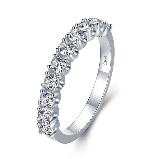 Round 925 Sterling Silver Ring – Gold Plated with Sparkling Zircon Lobes