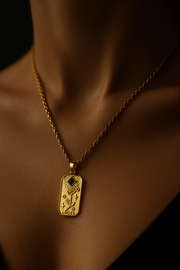 Elegant Green Straus Plant Necklace – 18K Gold Plated | Stainless Steel |40 cm + 5 cm Extension