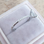 خاتم فضة استرلينية 925 | مزين بحجر زركون مستطيل وحبيبات زركون براقة