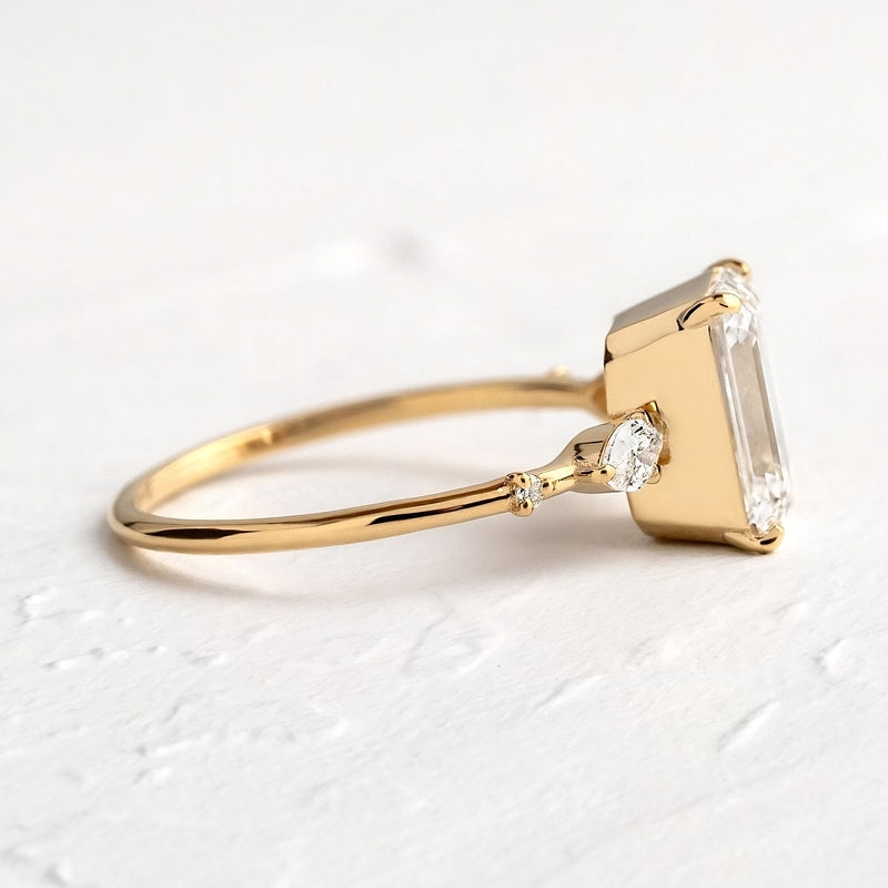 Elegance – 925 Sterling Silver Gold-Plated Ring | Rectangle Zircon Stone