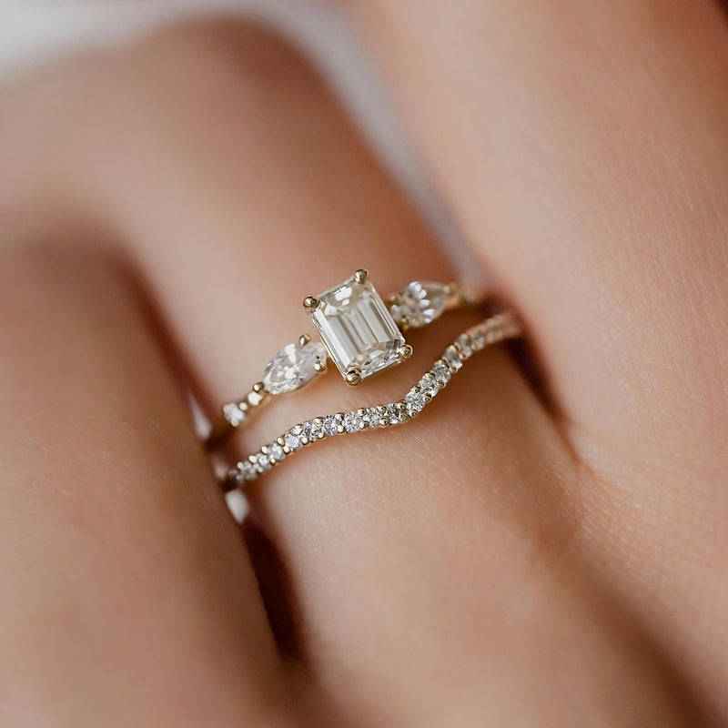 Elegance – 925 Sterling Silver Gold-Plated Ring | Rectangle Zircon Stone