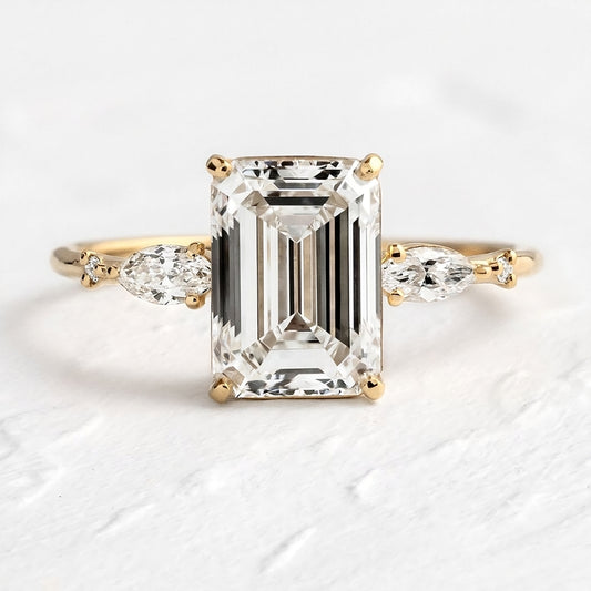 Elegance – 925 Sterling Silver Gold-Plated Ring | Rectangle Zircon Stone