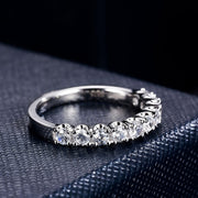 Round 925 Sterling Silver Ring – Gold Plated with Sparkling Zircon Lobes