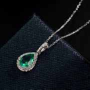 Timeless Elegance – 925 Sterling Silver Necklace with Green Zircon Gemstone