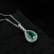 Timeless Elegance – 925 Sterling Silver Necklace with Green Zircon Gemstone