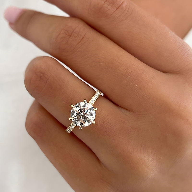 Infinite Elegance – 925 Sterling Silver Infinity Ring | Round Zircon Stone
