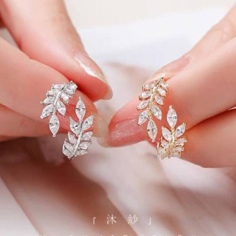 Gold-Plated Ring with Diamond Zircon Lobes – Tree Shape | Stainless Steel 316