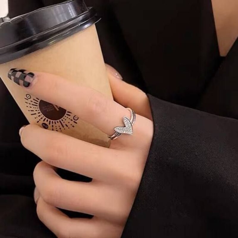 Gold-Plated Ring with Heart-Shaped Zircon Diamond Lobes | 316 Stainless Steel