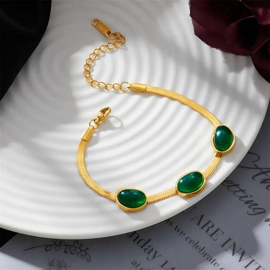 Snake Back Bracelet – Gold-Plated with Green Emerald Lobes | 316 Stainless Steel