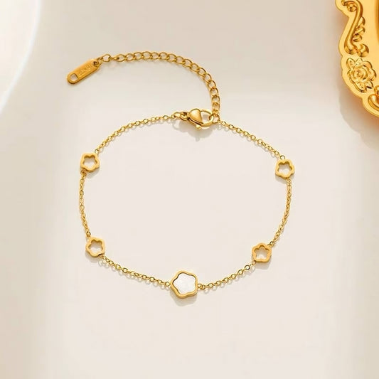 Gold-Plated Bracelet with Van Cleef Roses – 316 Stainless Steel
